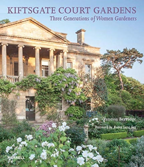 Kiftsgate Court Gardens : Three Generations of Women Gardeners-9781858946696
